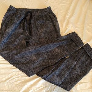 Lululemon jet crop slim